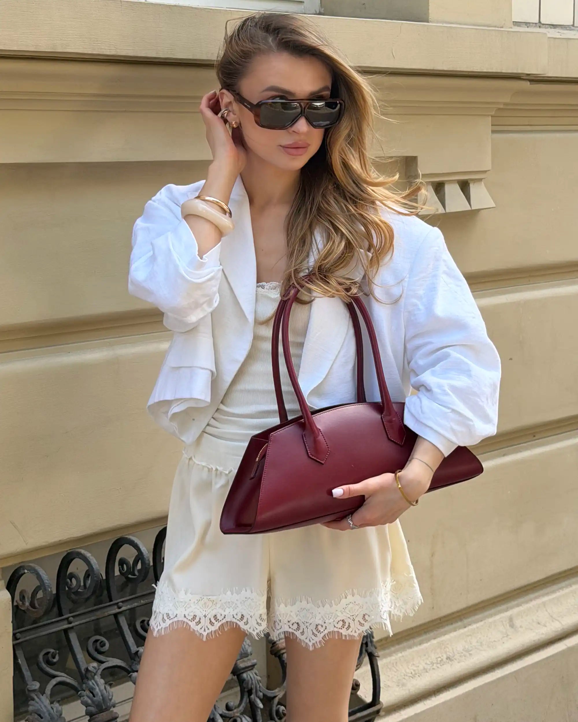 BASSOTTO in leather Bordeaux– Refined Edition