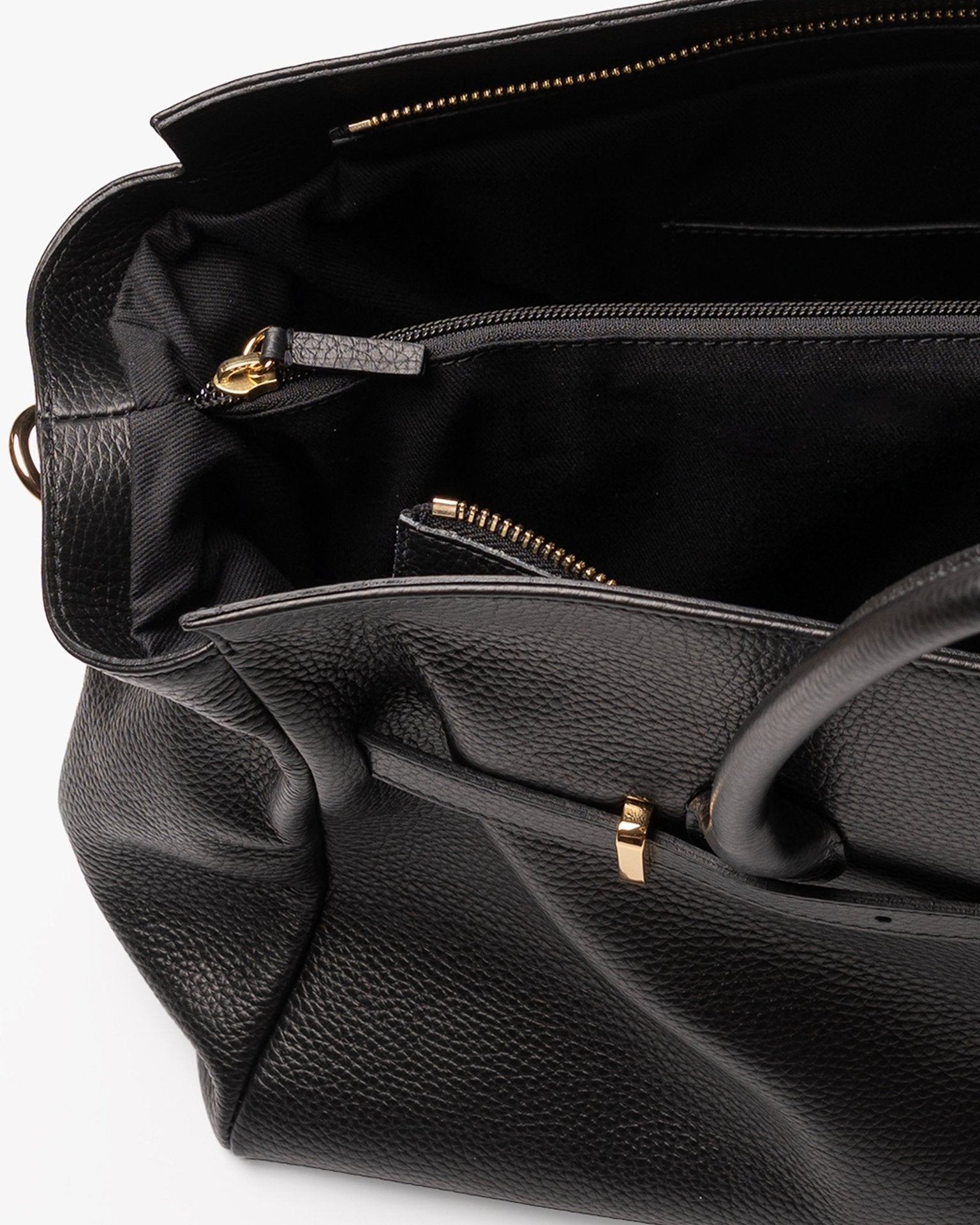 BELLUCCI in Pelle Nera - MADBAG® STORE OFFICIAL | Handcrafted Luxury Bags Made in Italy