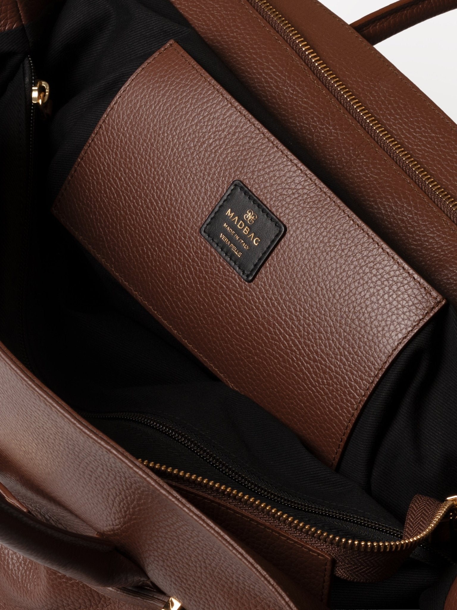 BELLUCCI in Pelle Brown - MADBAG® STORE OFFICIAL | Borse Di Lusso Artigianali 100% Made In Italy