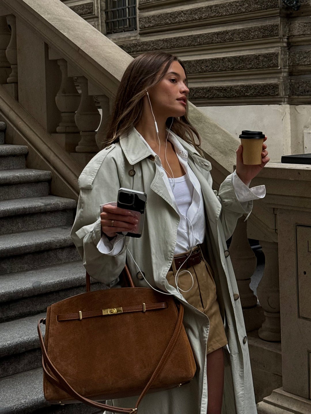 TOTE DIVA in Suede Camel