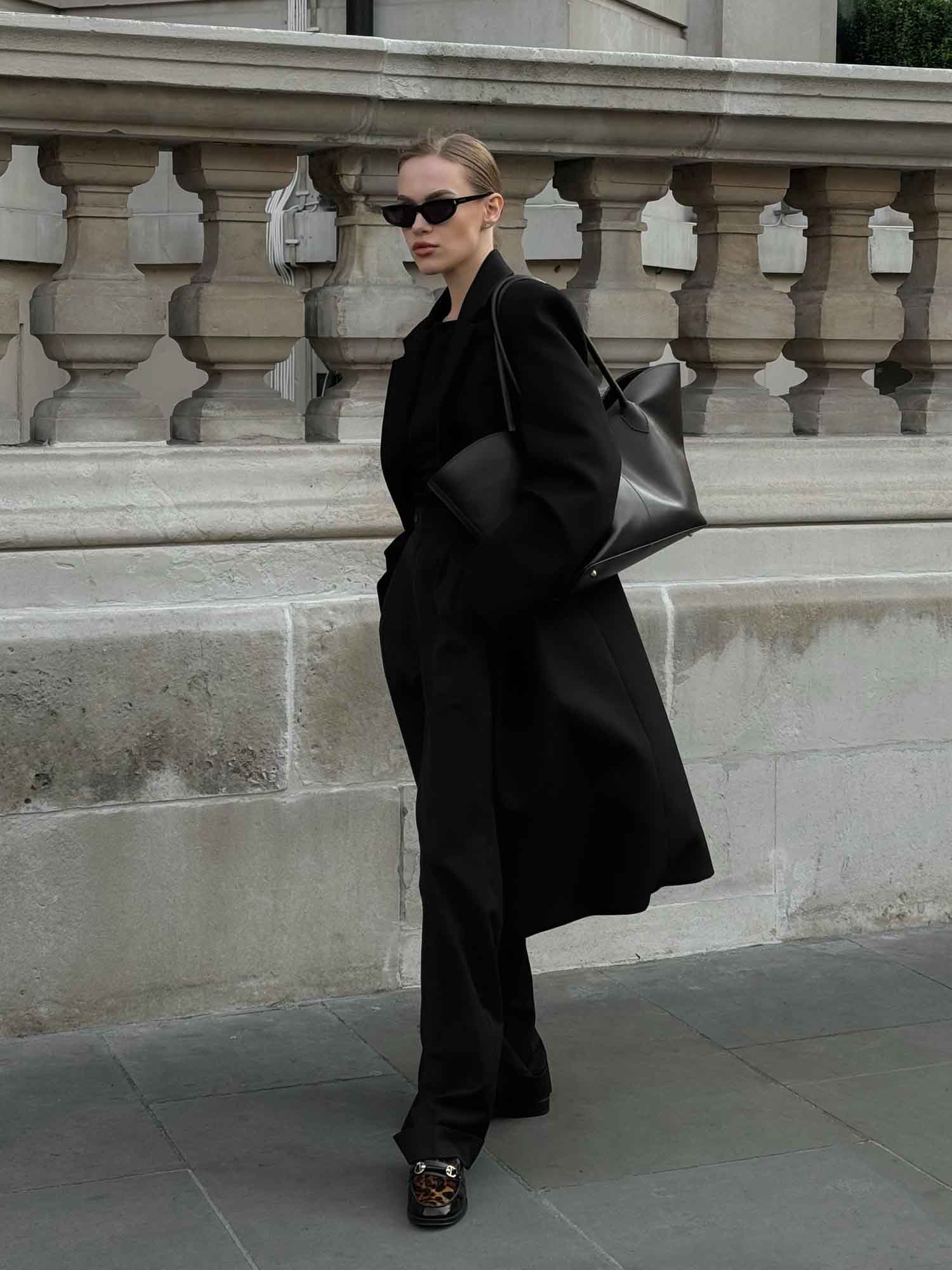 LOREN in Pelle Calfskin Jet Black - MADBAG® STORE OFFICIAL | Borse Di Lusso Artigianali 100% Made In Italy