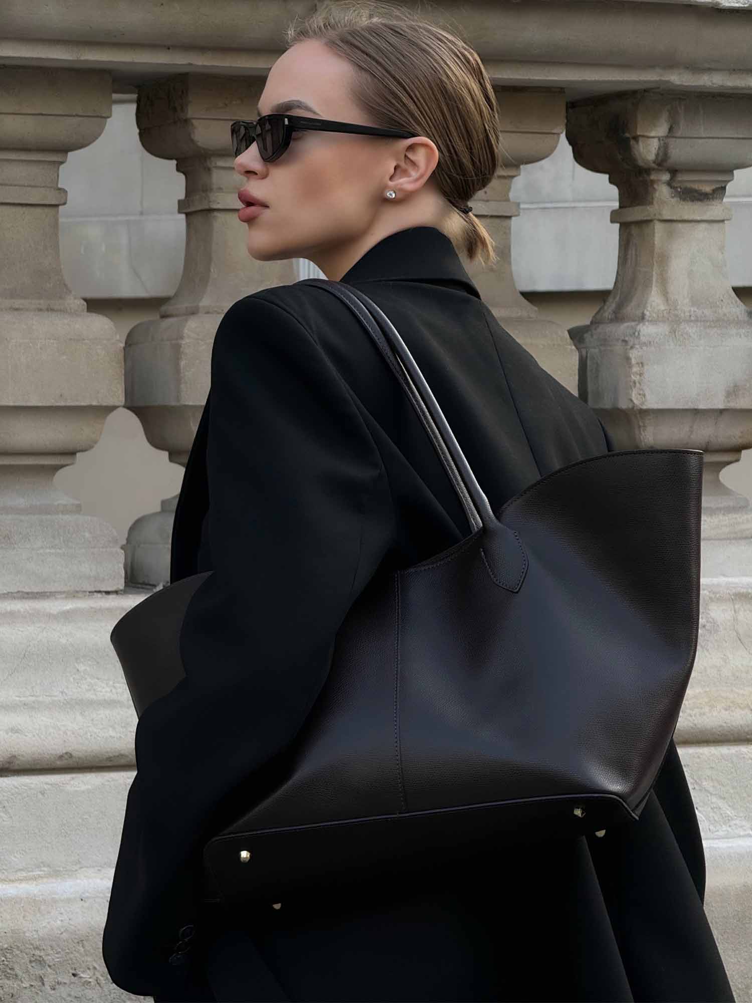 LOREN in Pelle Calfskin Jet Black - MADBAG® STORE OFFICIAL | Borse Di Lusso Artigianali 100% Made In Italy