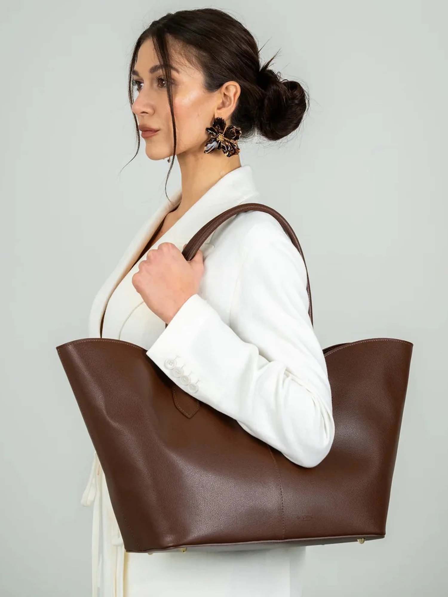 LOREN in Pelle Saffiano Cognac - MADBAG® STORE OFFICIAL | Borse Di Lusso Artigianali 100% Made In Italy