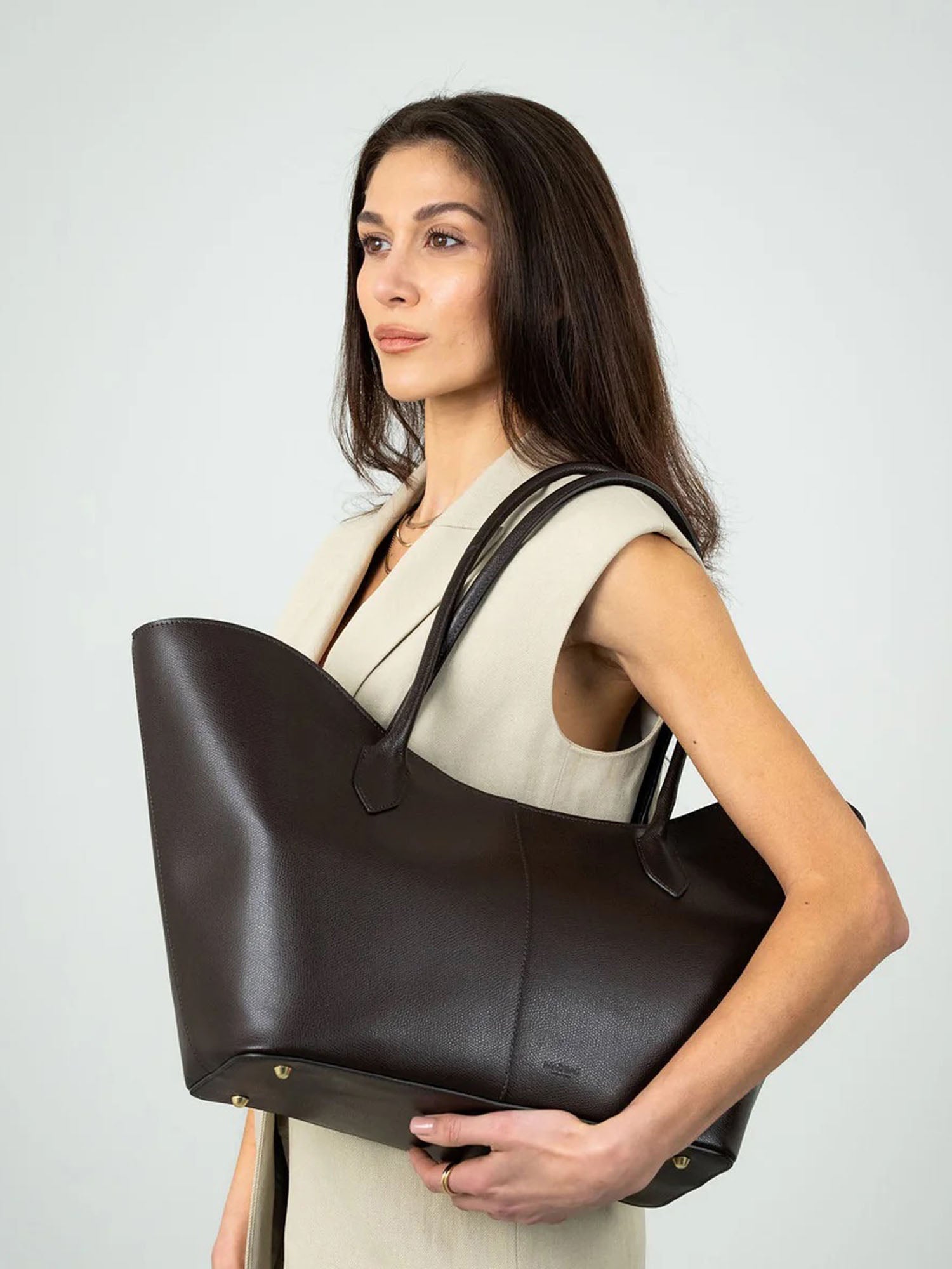 LOREN in Pelle Saffiano Deep Brown - MADBAG® STORE OFFICIAL | Borse Di Lusso Artigianali 100% Made In Italy