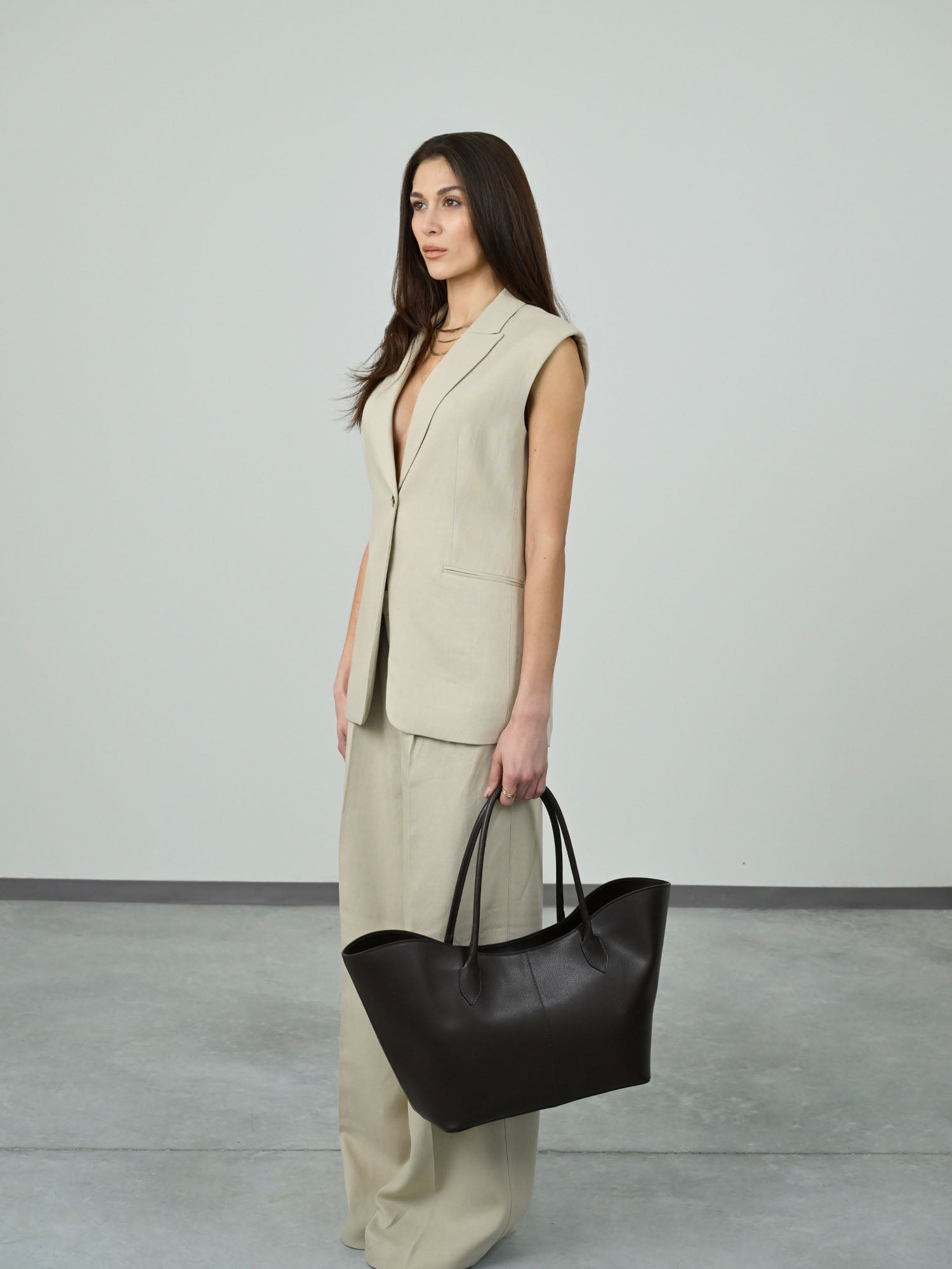 LOREN in Pelle Saffiano Deep Brown - MADBAG® STORE OFFICIAL | Borse Di Lusso Artigianali 100% Made In Italy