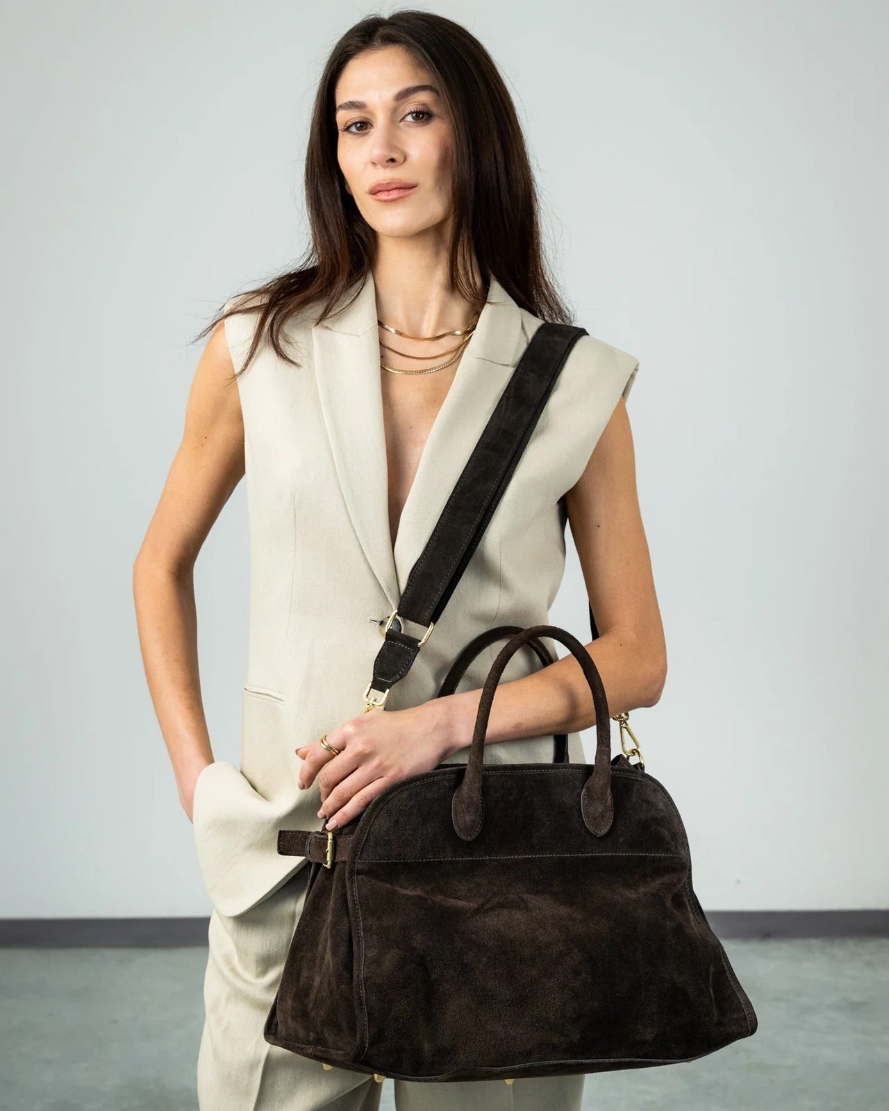 MADAME 43 EXTRA MAXI Dark Moka Suede Leather