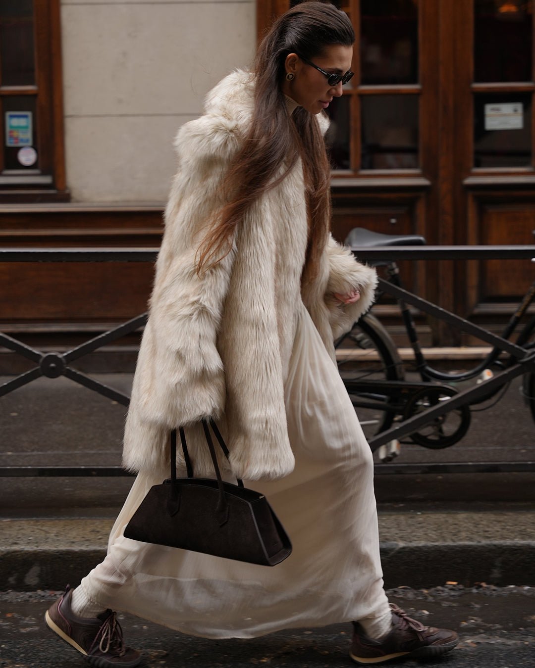 BASSOTTO in Pelle Suede Chocolate - MADBAG® STORE OFFICIAL | Borse Di Lusso Artigianali 100% Made In Italy