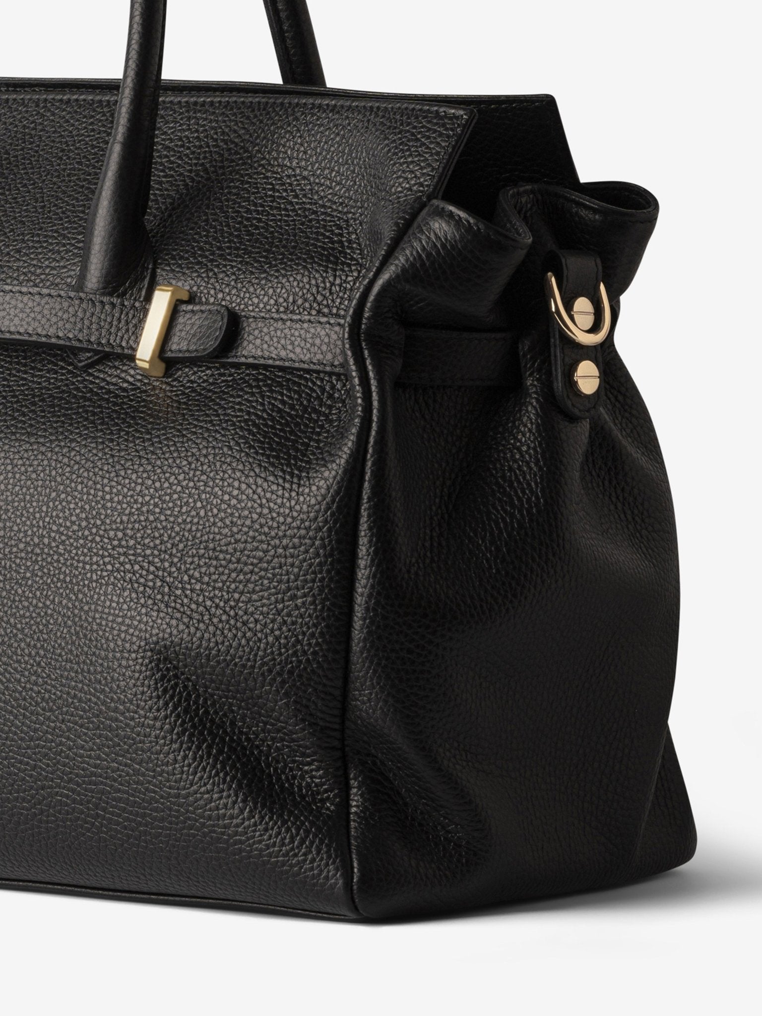 BELLUCCI in Pelle Nera