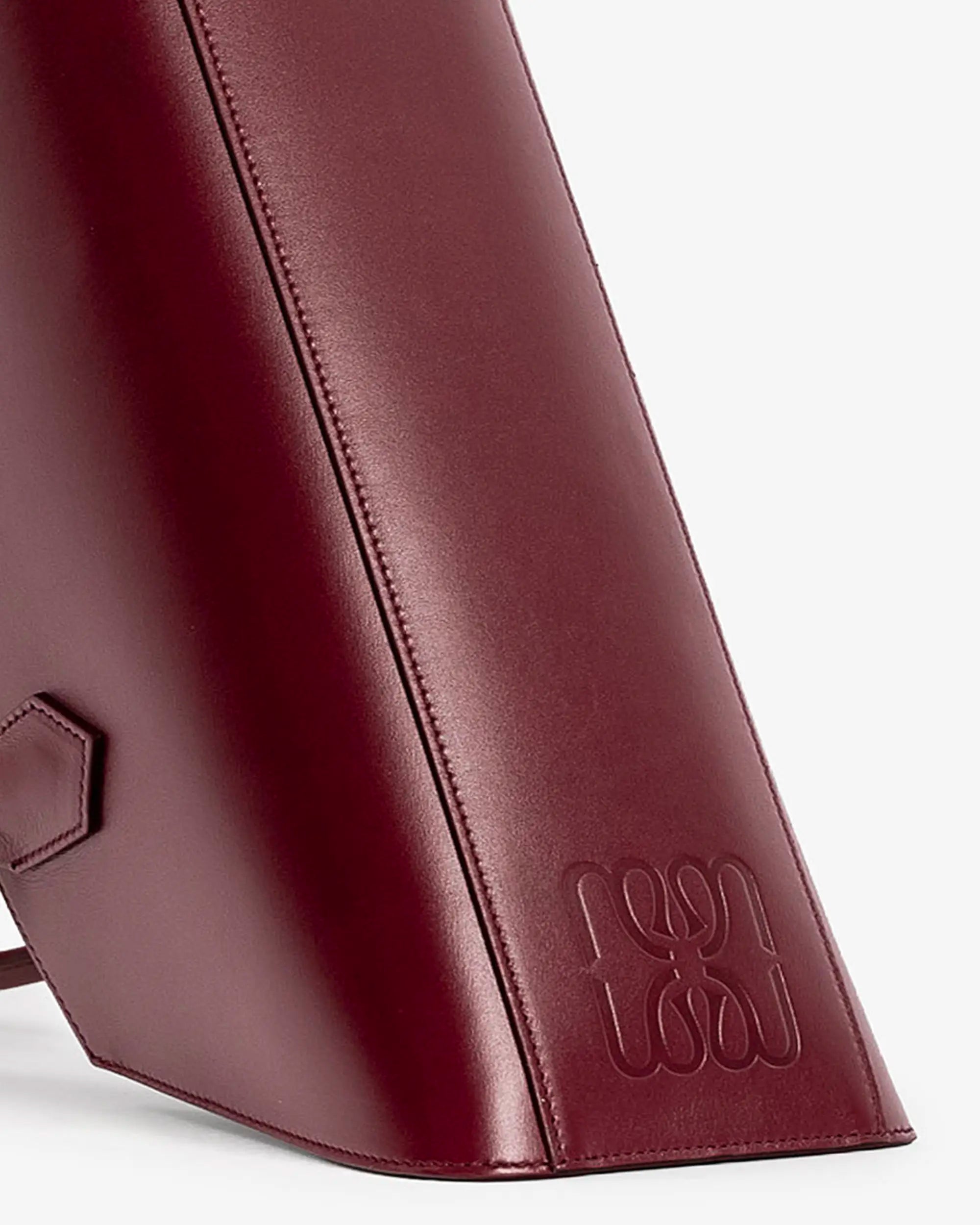 BASSOTTO in Pelle Bordeaux– Refined Edition