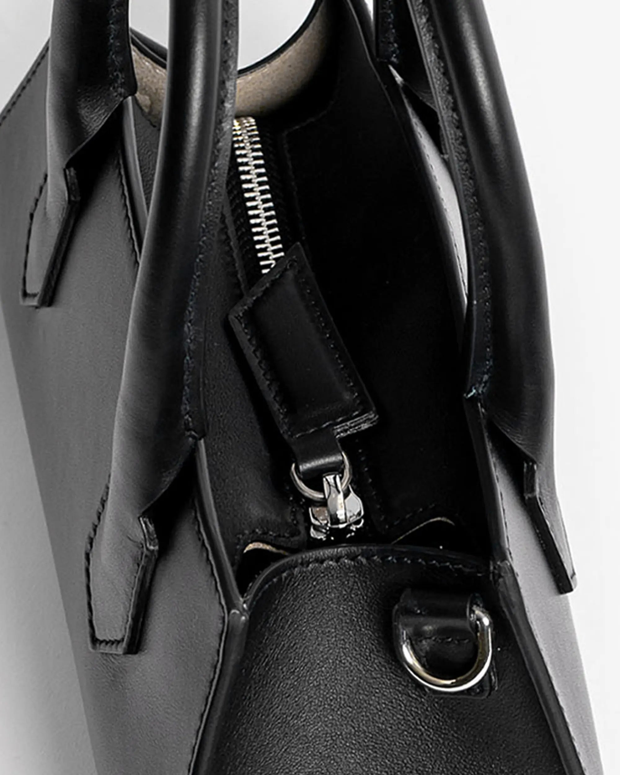Small Bassotto in Pelle Black